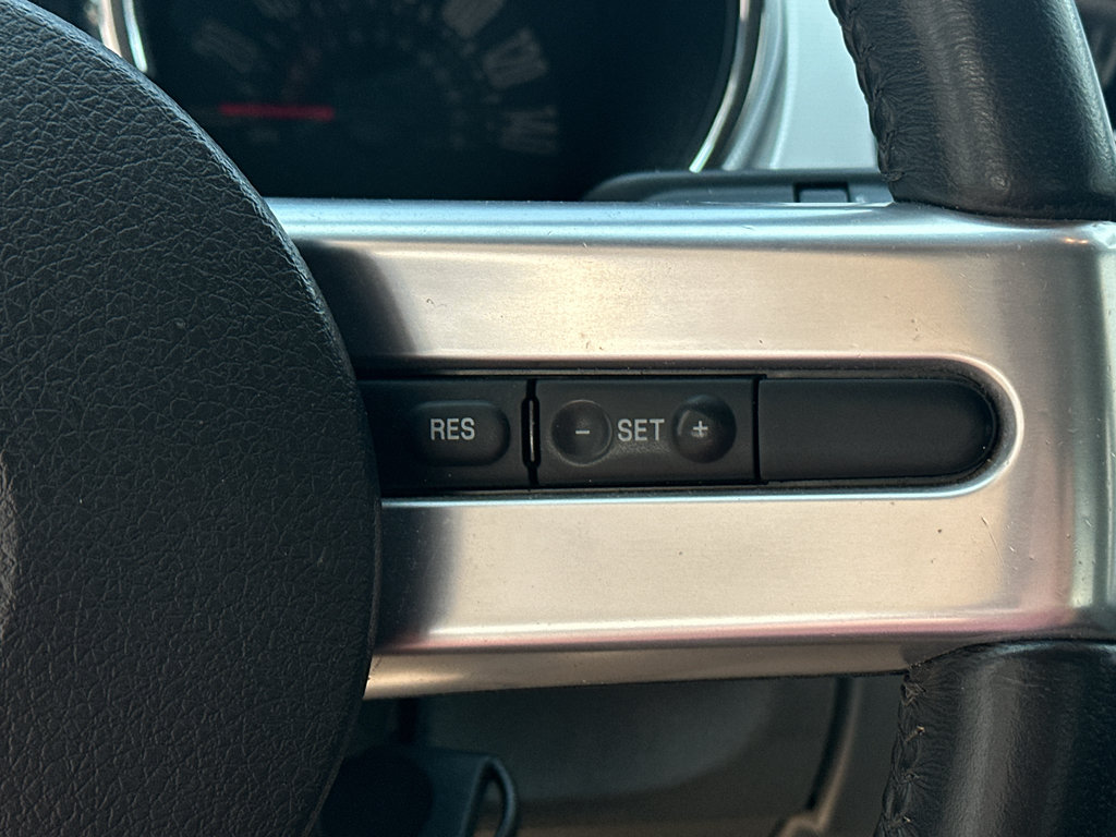 Used 2006 Ford Mustang GT Premium RWD image 17