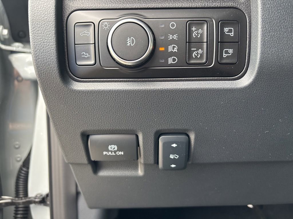 New 2026 Ford F250 Platinum w/ Tremor Off-Road Package image 22