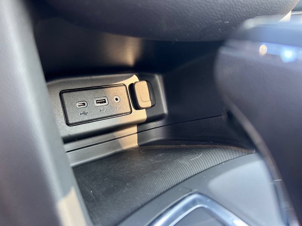 Used 2021 Chevrolet Equinox LT AWD/4WD image 19
