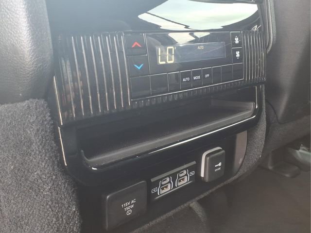 Used 2023 Jeep Wagoneer Series II image 23