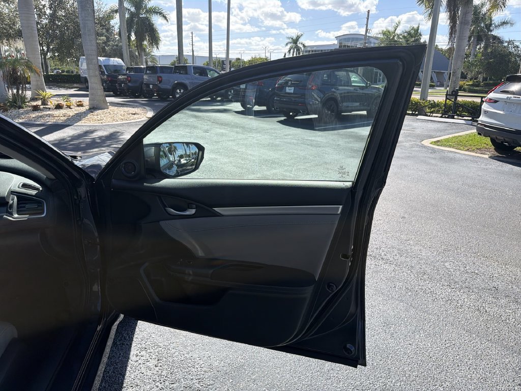 Used 2016 Honda Civic EX image 39