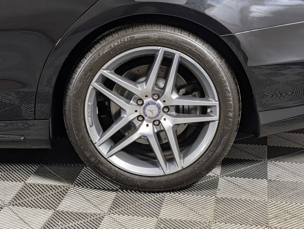 Used 2015 Mercedes-Benz S 550 4MATIC Sedan image 12