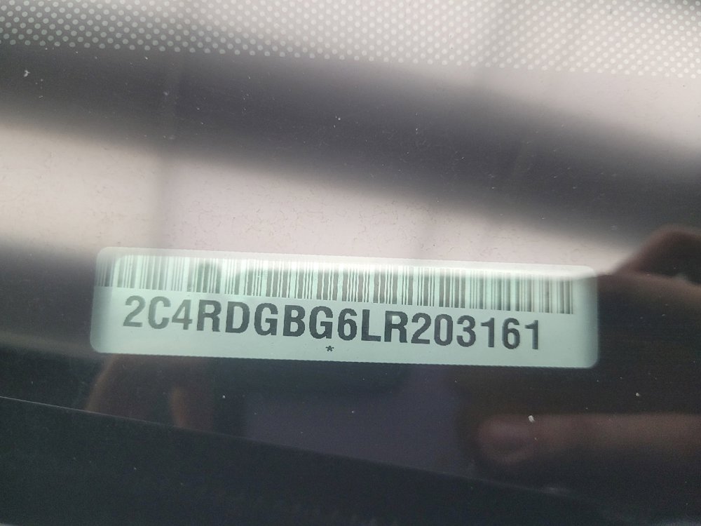 Used 2020 Dodge Grand Caravan SE w/ UConnect Hands-Free Group image 33