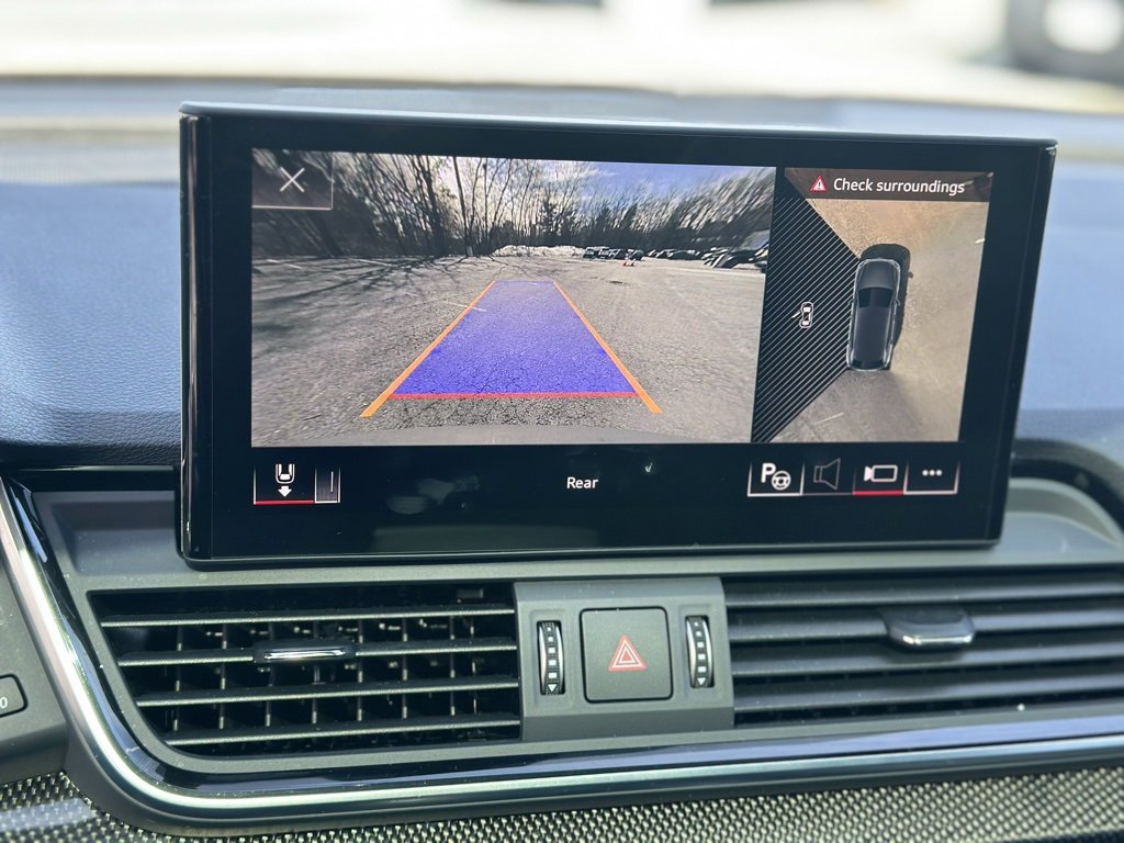 Used 2023 Audi SQ5 Prestige w/ Prestige Package image 17