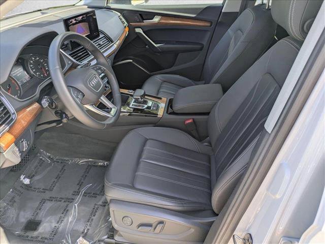 Used 2023 Audi Q5 2.0T Premium w/ Convenience Package AWD/4WD image 15