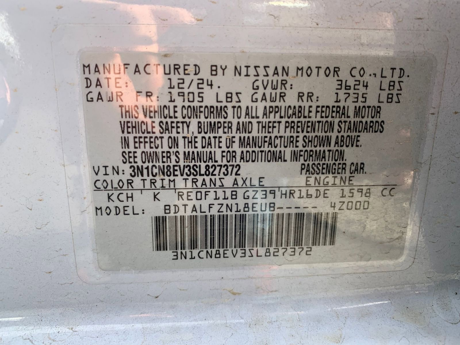 Used 2025 Nissan Versa SV w/ Trunk Package image 27