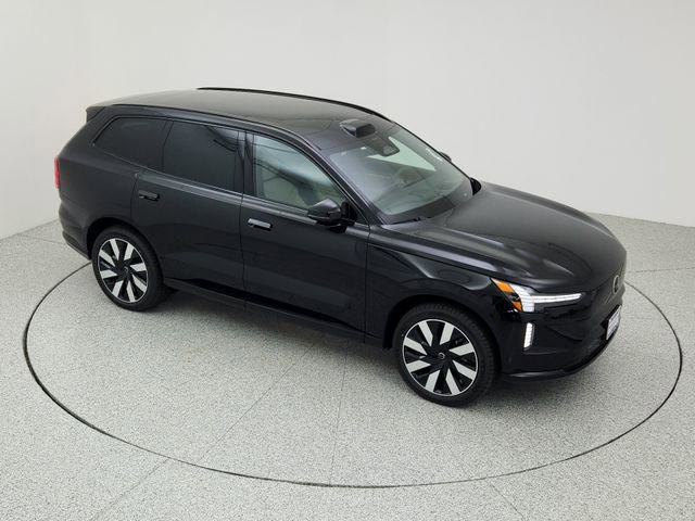 New 2025 Volvo EX90 Plus image 14