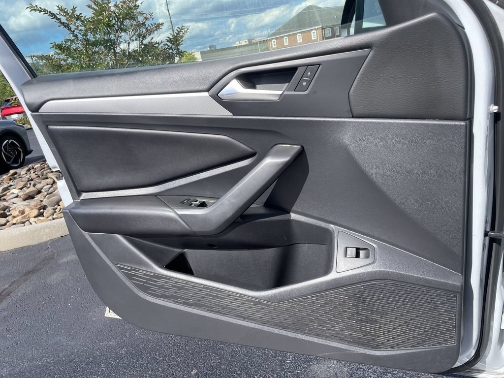 Used 2019 Volkswagen Jetta S w/ Driver Assistance Package FWD image 18