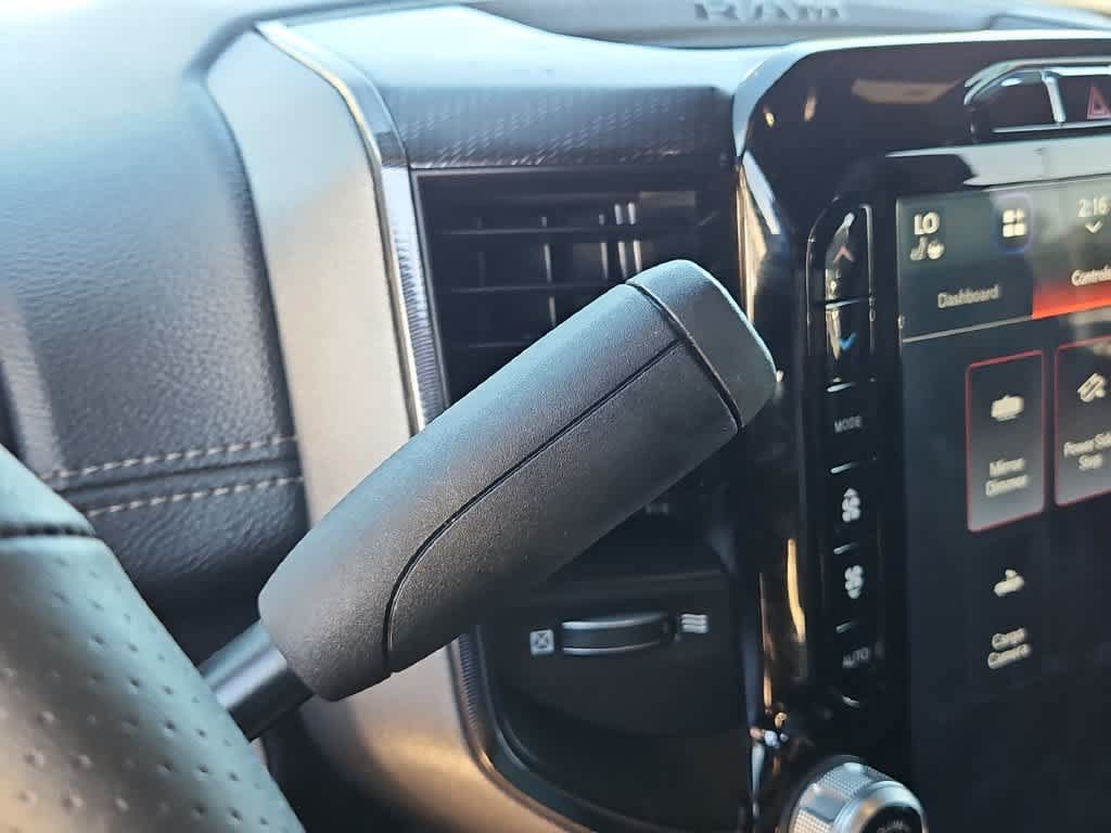 Used 2024 RAM 2500 Rebel AWD/4WD image 21