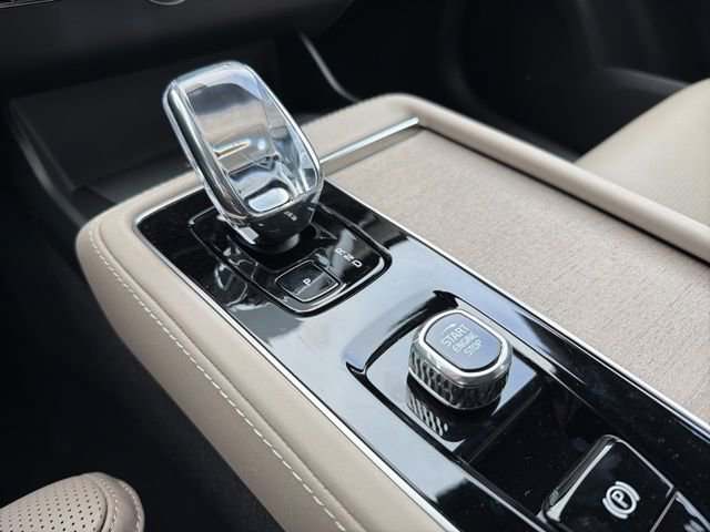 New 2026 Volvo XC90 B6 Ultra w/ Protection Package Premier image 19