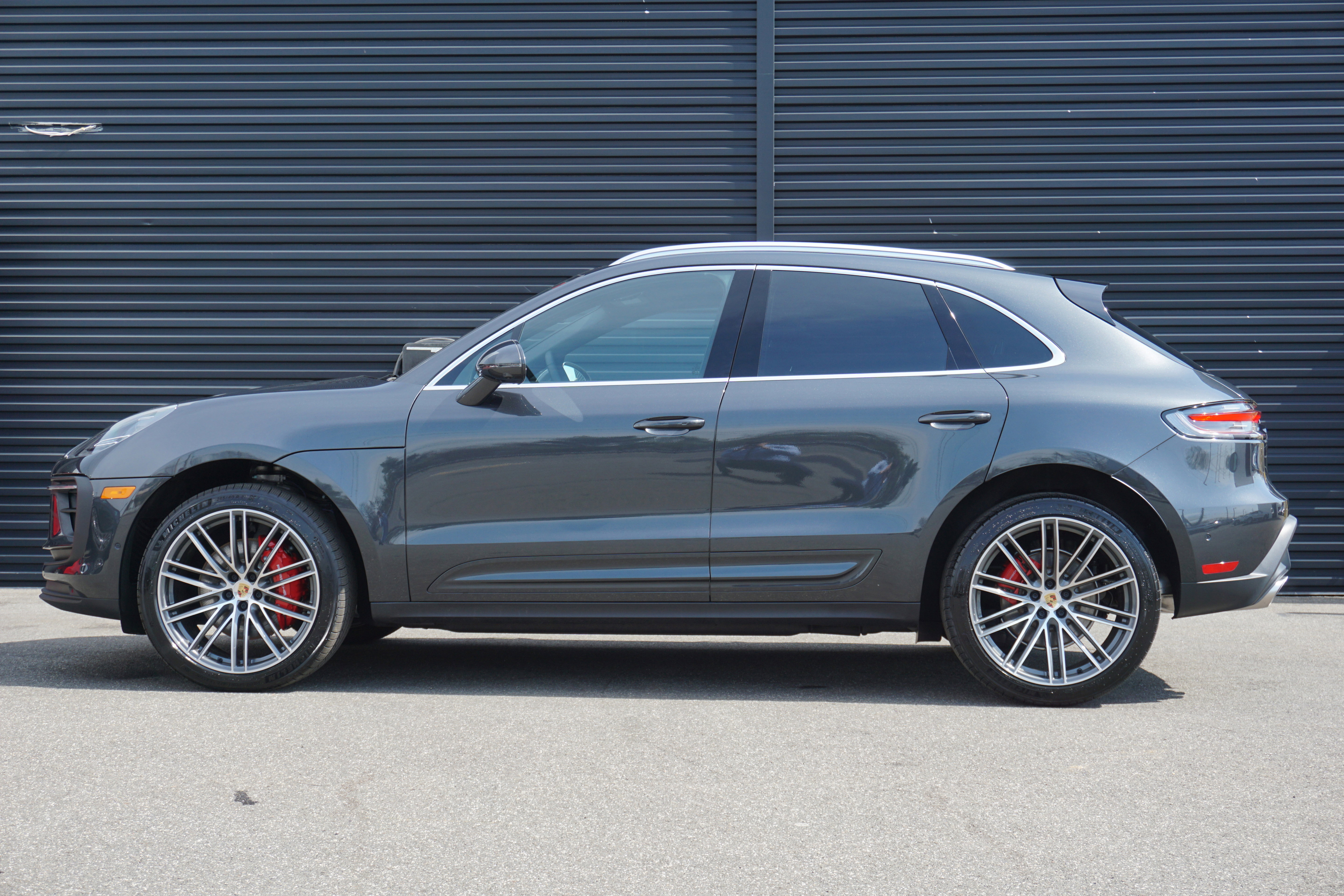 New 2026 Porsche Macan S image 2