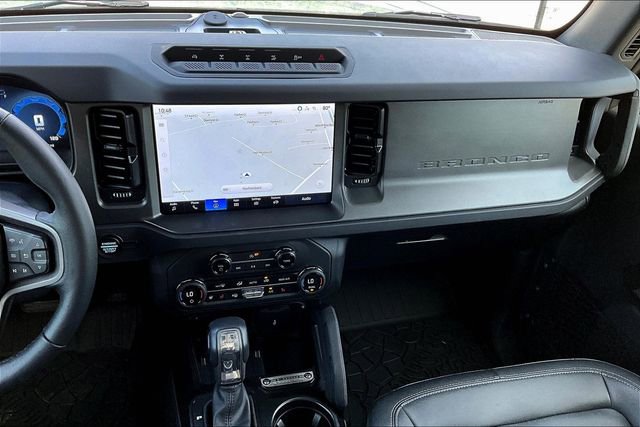 Used 2025 Ford Bronco Badlands image 15