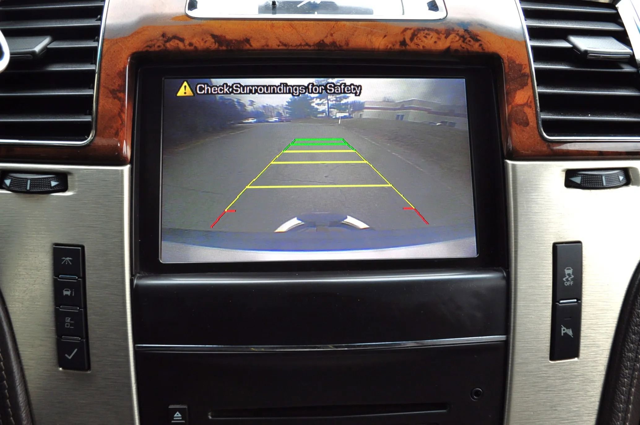 Used 2013 Cadillac Escalade Platinum image 27