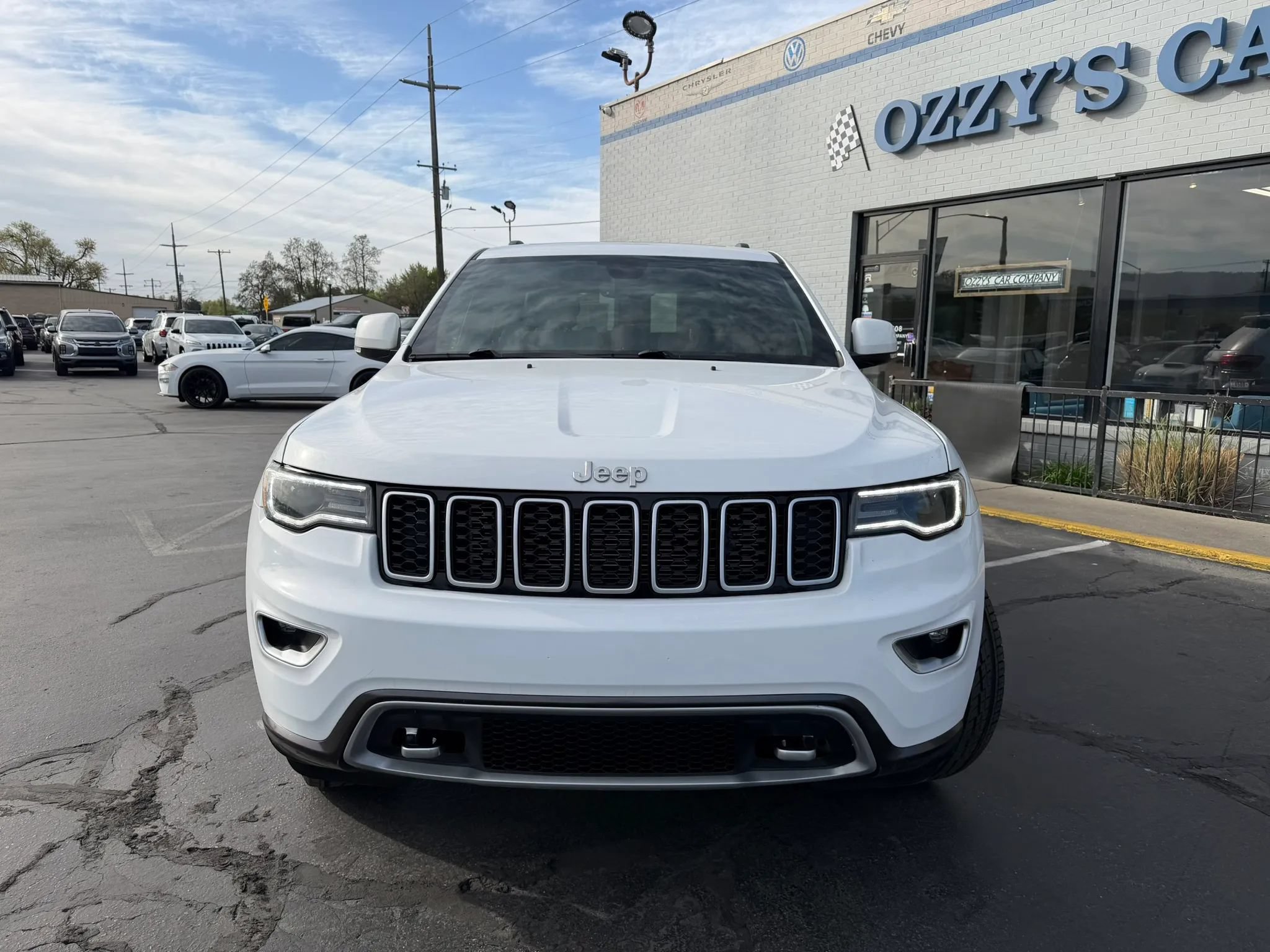 Used 2018 Jeep Grand Cherokee Limited RWD image 2
