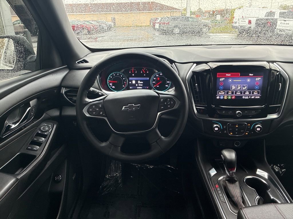 Used 2023 Chevrolet Traverse RS w/ LPO, Floor Liner Package image 3