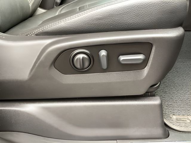 Used 2022 GMC Sierra 1500 Denali w/ Denali Premium Package image 14