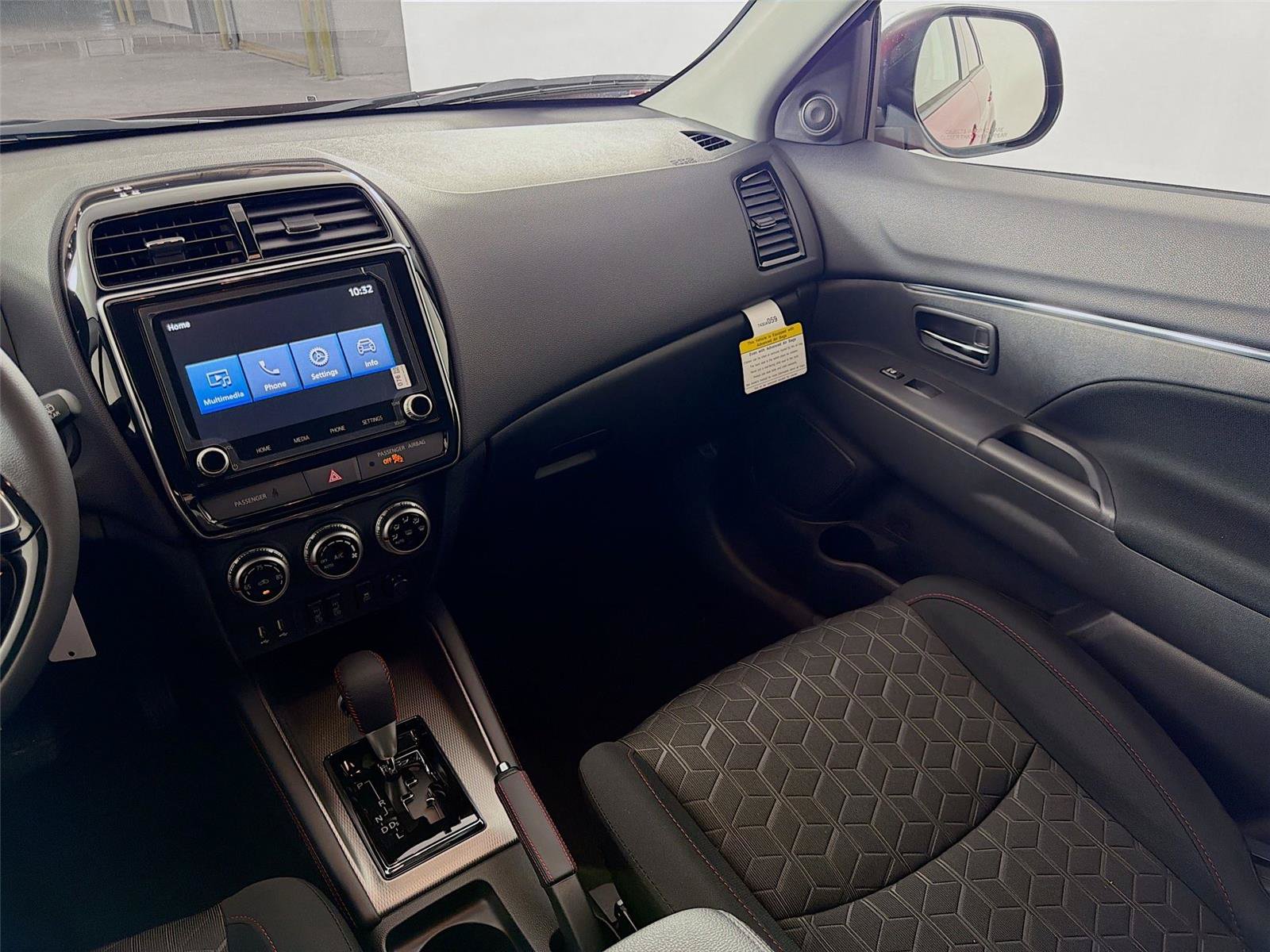 New 2026 Mitsubishi Outlander Sport LE AWD/4WD image 23