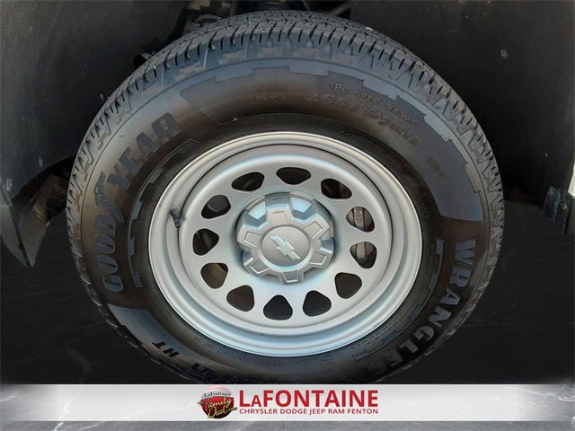 Used 2023 Chevrolet Colorado W/T w/ Safety Package image 30