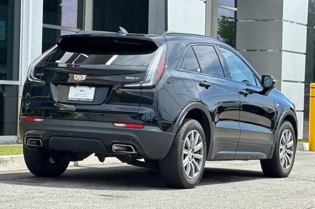 Certified 2023 Cadillac XT4 Sport w/ Cold Weather Package FWD image 4