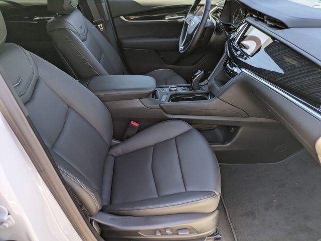 New 2025 Cadillac XT6 Premium Luxury image 25