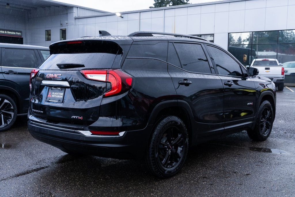 Used 2023 GMC Terrain AT4 AWD/4WD image 6