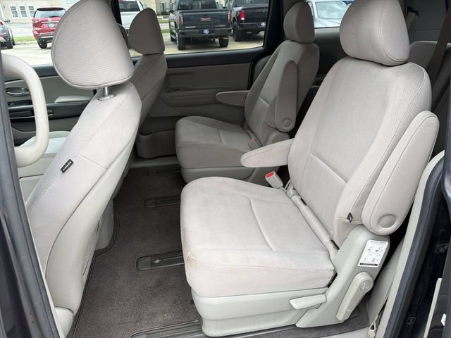 Used 2015 Kia Sedona LX FWD image 23