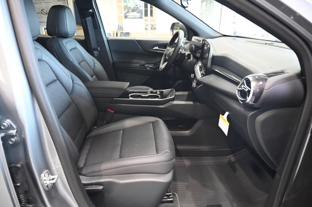 New 2027 Chevrolet Equinox LT w/ Convenience Package II FWD image 10
