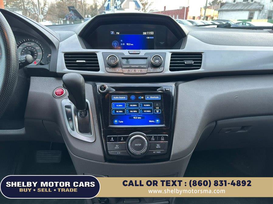Used 2016 Honda Odyssey SE image 17