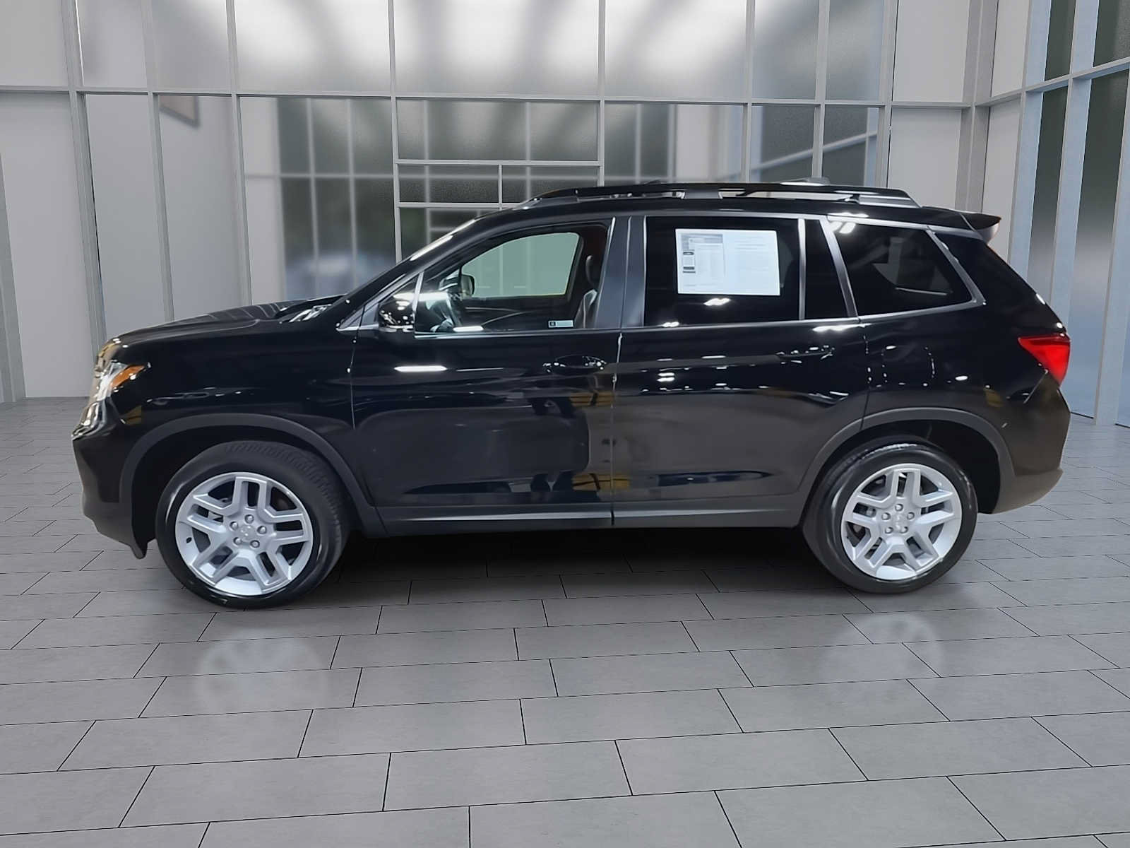 Used 2024 Honda Passport EX-L image 5