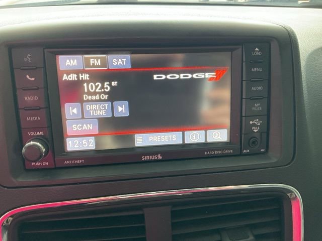 Used 2016 Dodge Grand Caravan SXT image 14