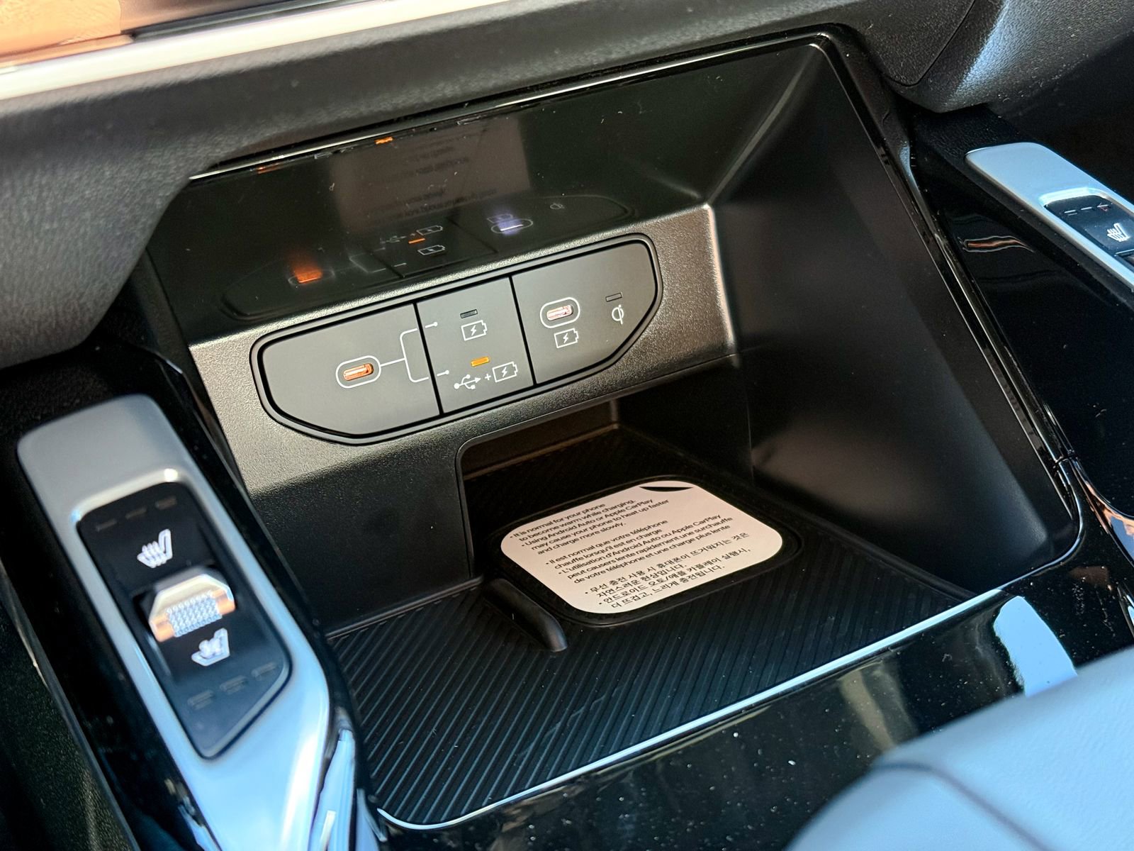 New 2026 Kia Sorento SX Prestige AWD/4WD image 24