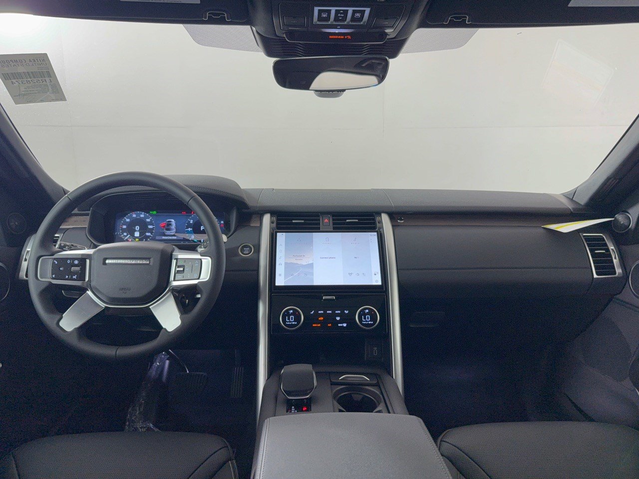 New 2026 Land Rover Discovery S AWD/4WD image 17