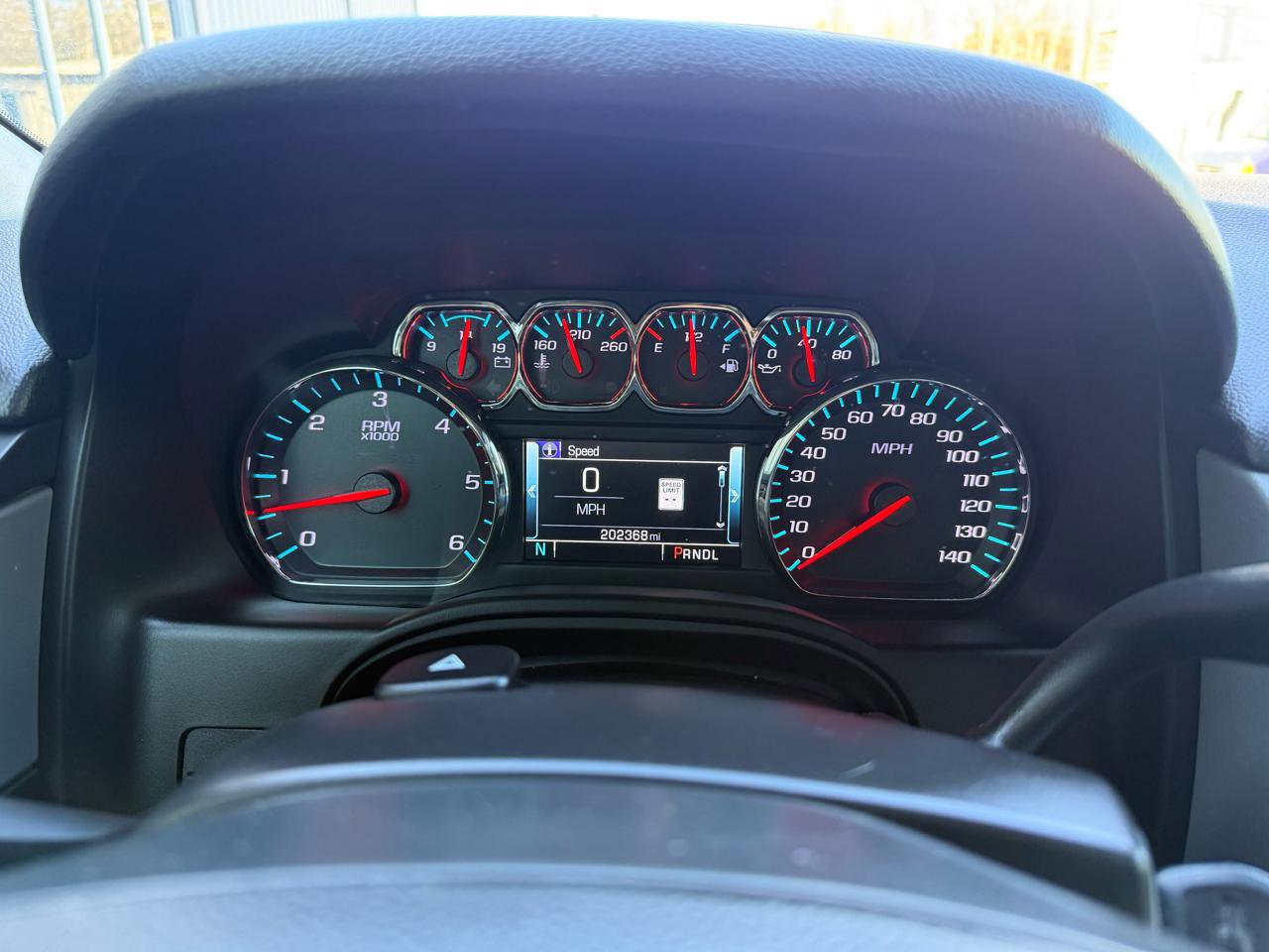 Used 2019 Chevrolet Suburban LT image 33