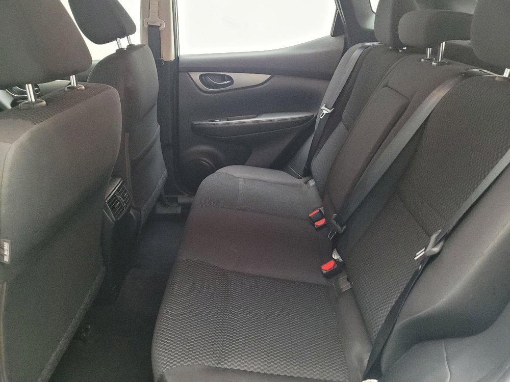 Used 2018 Nissan Rogue Sport S w/ S Appearance Package image 18