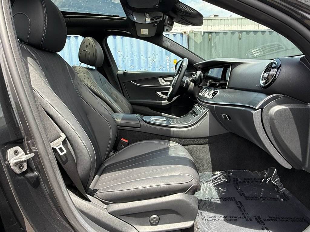 Used 2023 Mercedes-Benz E 350 4MATIC Sedan image 27