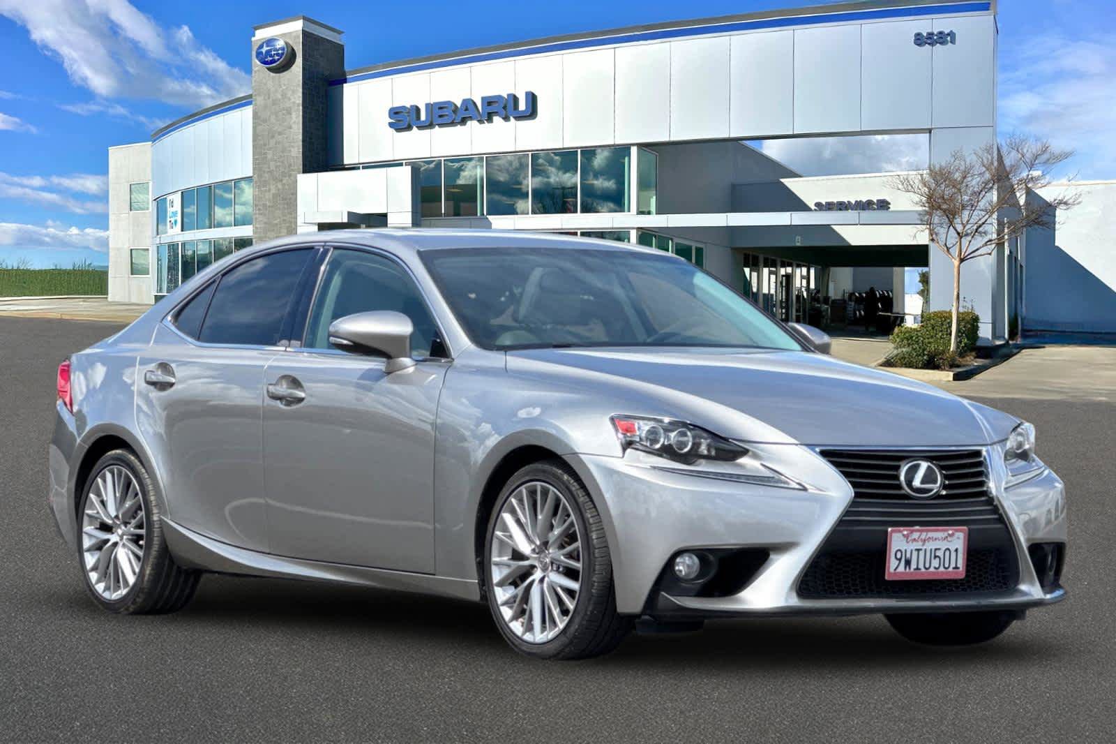 Used 2014 Lexus IS 250 w/ Navigation Package RWD image 5