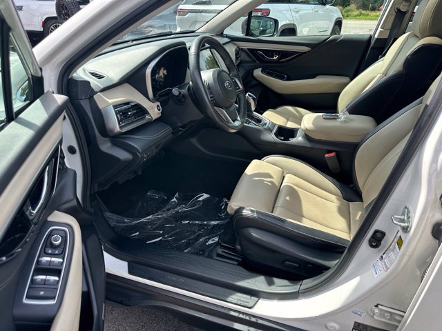 Used 2024 Subaru Outback Limited XT AWD/4WD image 2