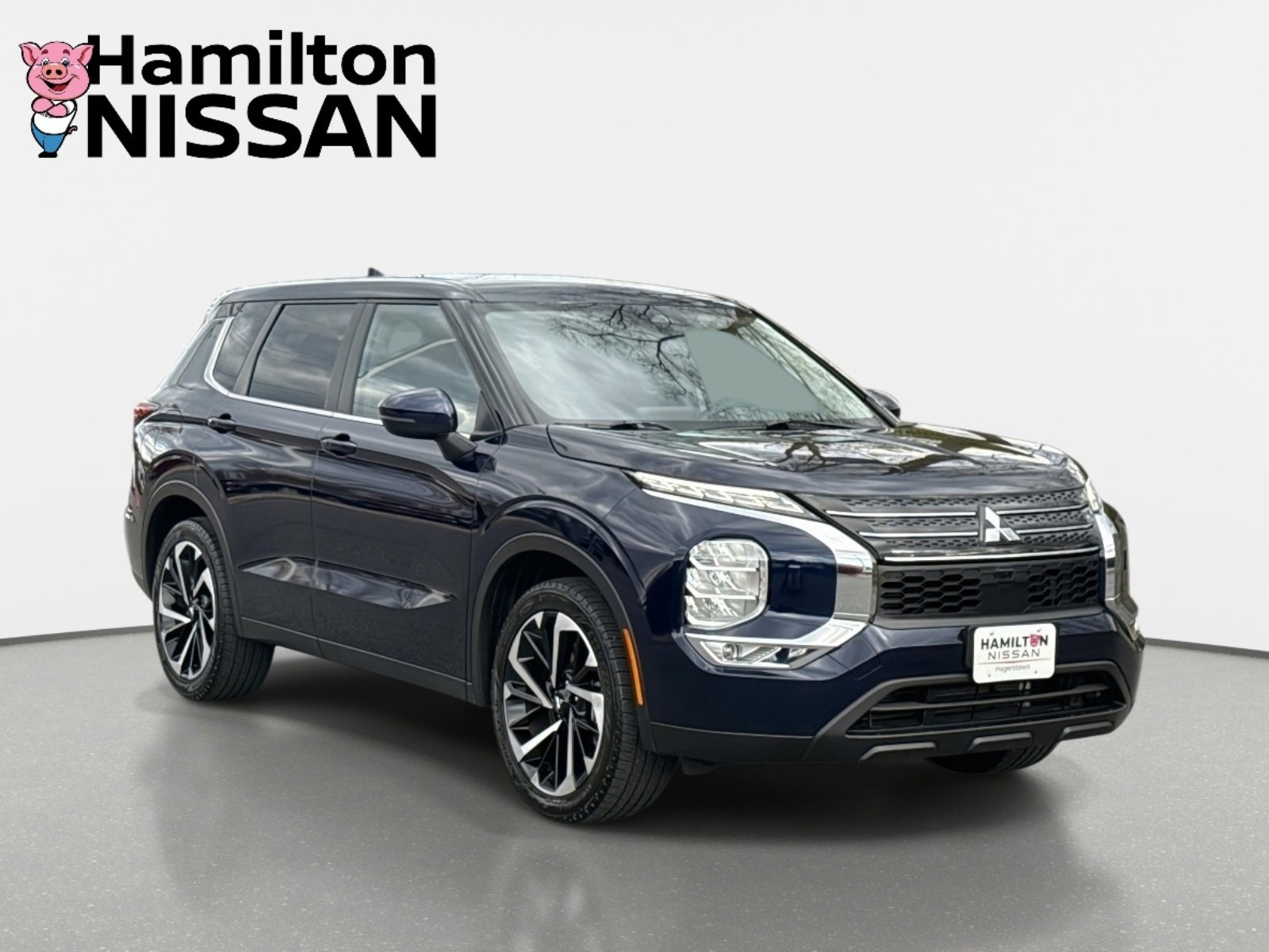 Used 2023 Mitsubishi Outlander SE