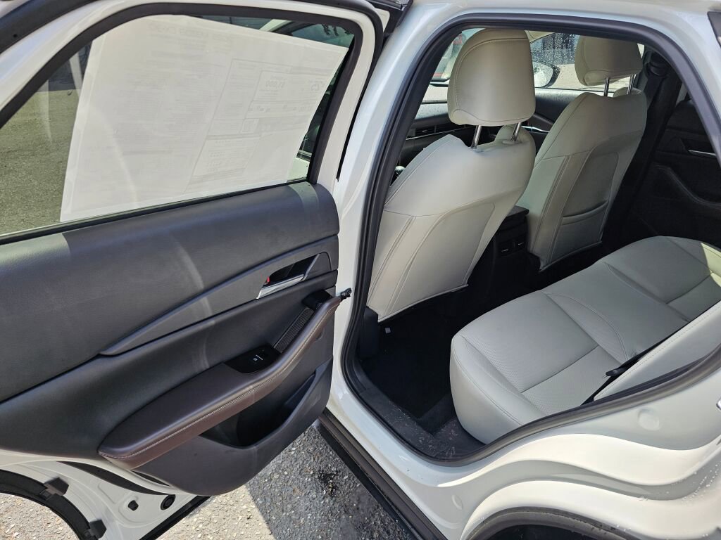 New 2025 MAZDA CX-30 2.5 Turbo w/ Premium Plus Pkg image 13