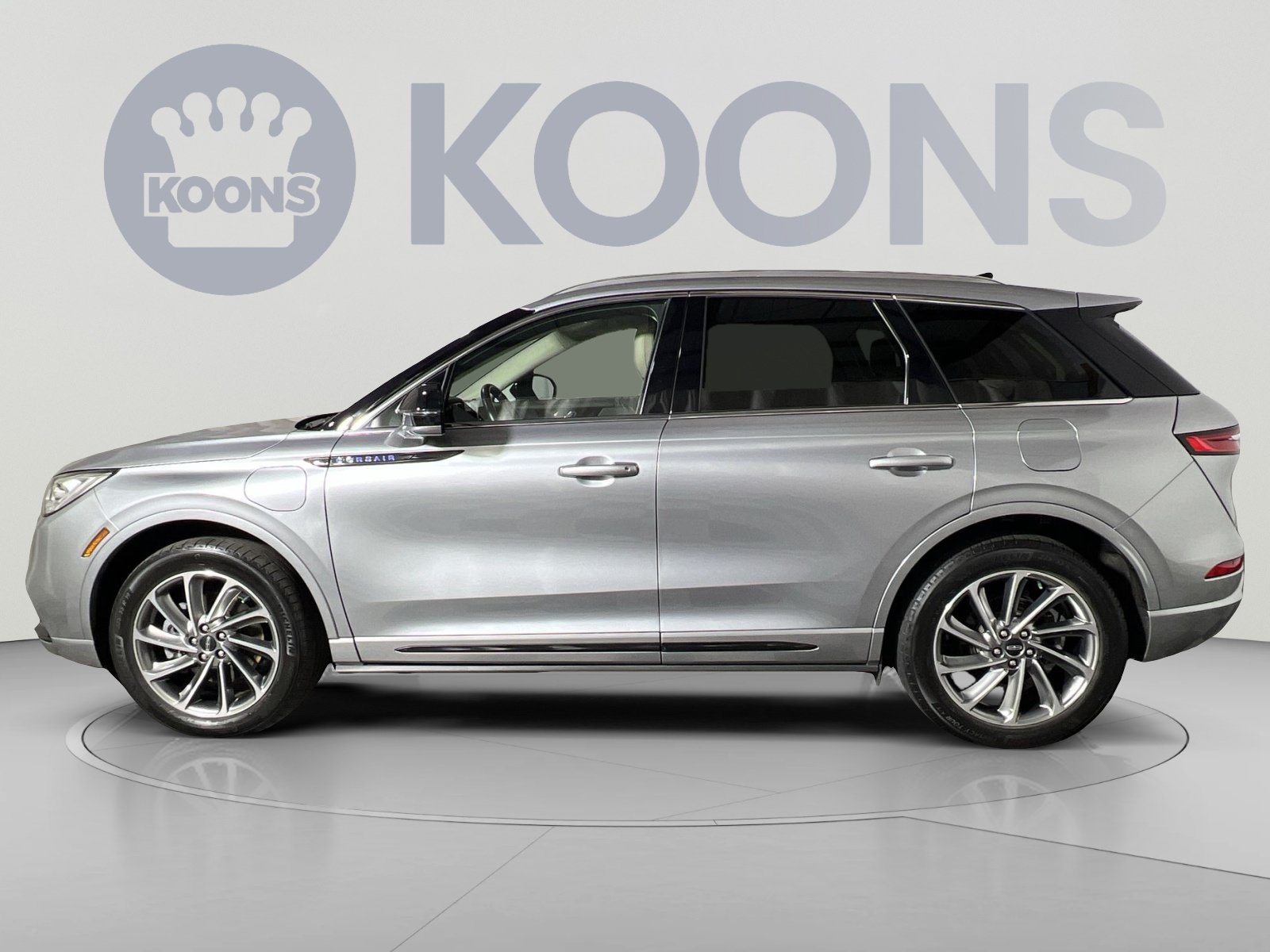 Used 2022 Lincoln Corsair Grand Touring w/ Elements Technology Bundle AWD/4WD image 2