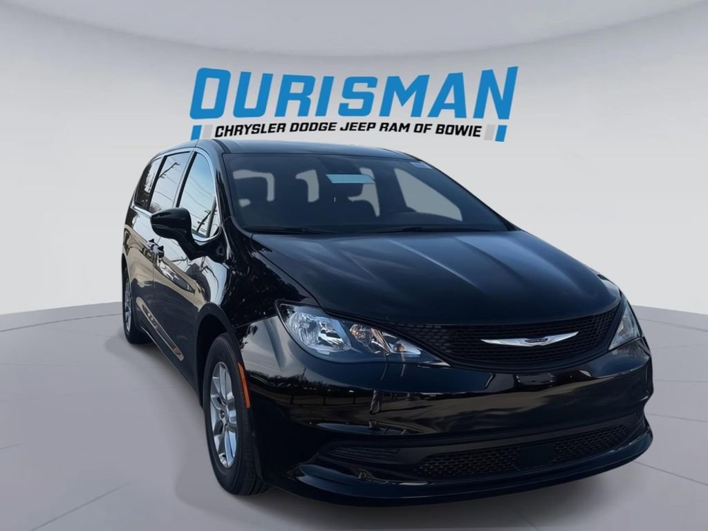 New 2026 Chrysler Voyager LX