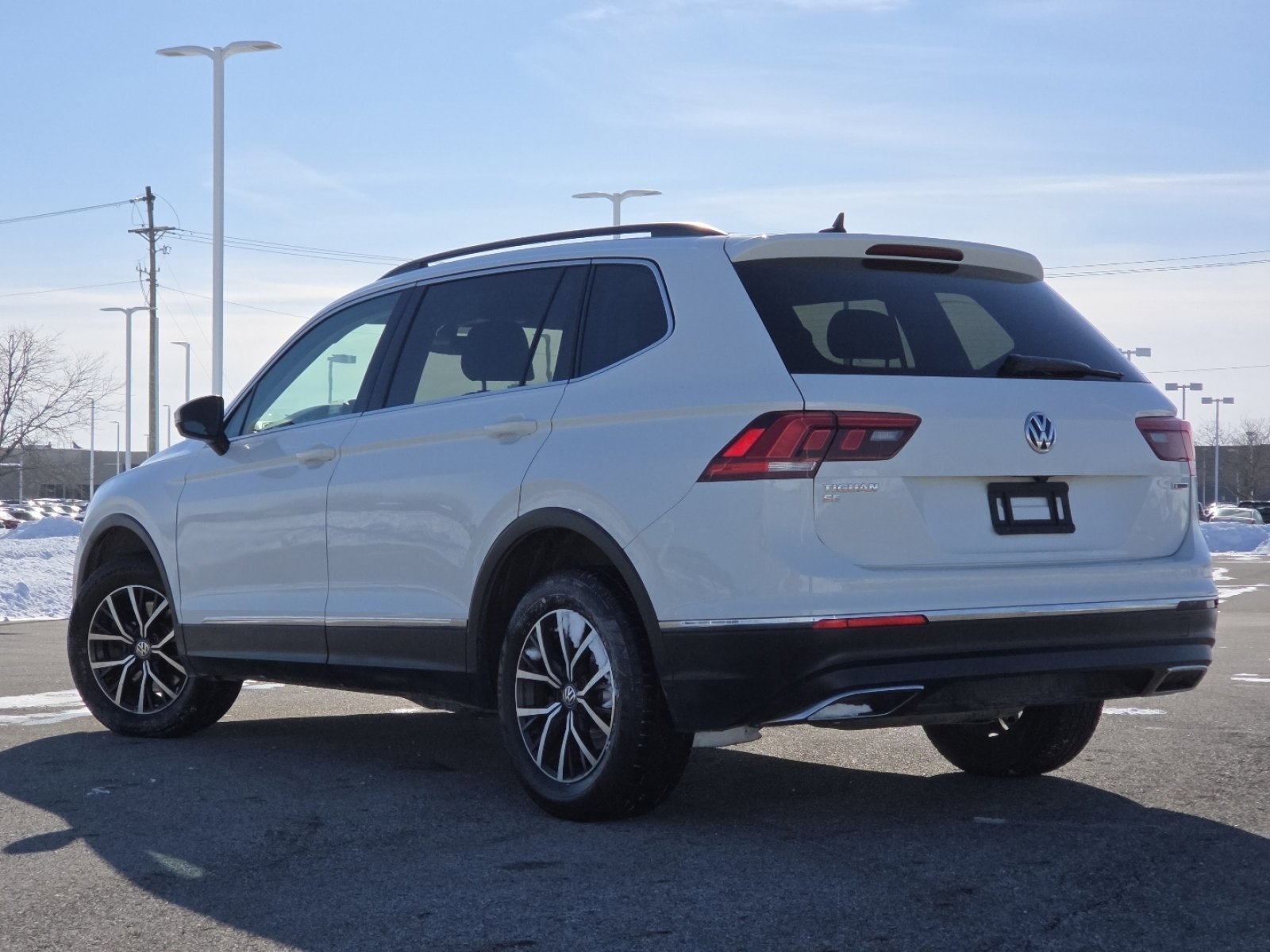 Used 2020 Volkswagen Tiguan SE image 13
