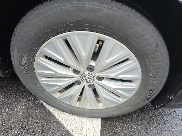 Used 2019 Volkswagen Jetta S w/ Driver Assistance Package FWD image 4