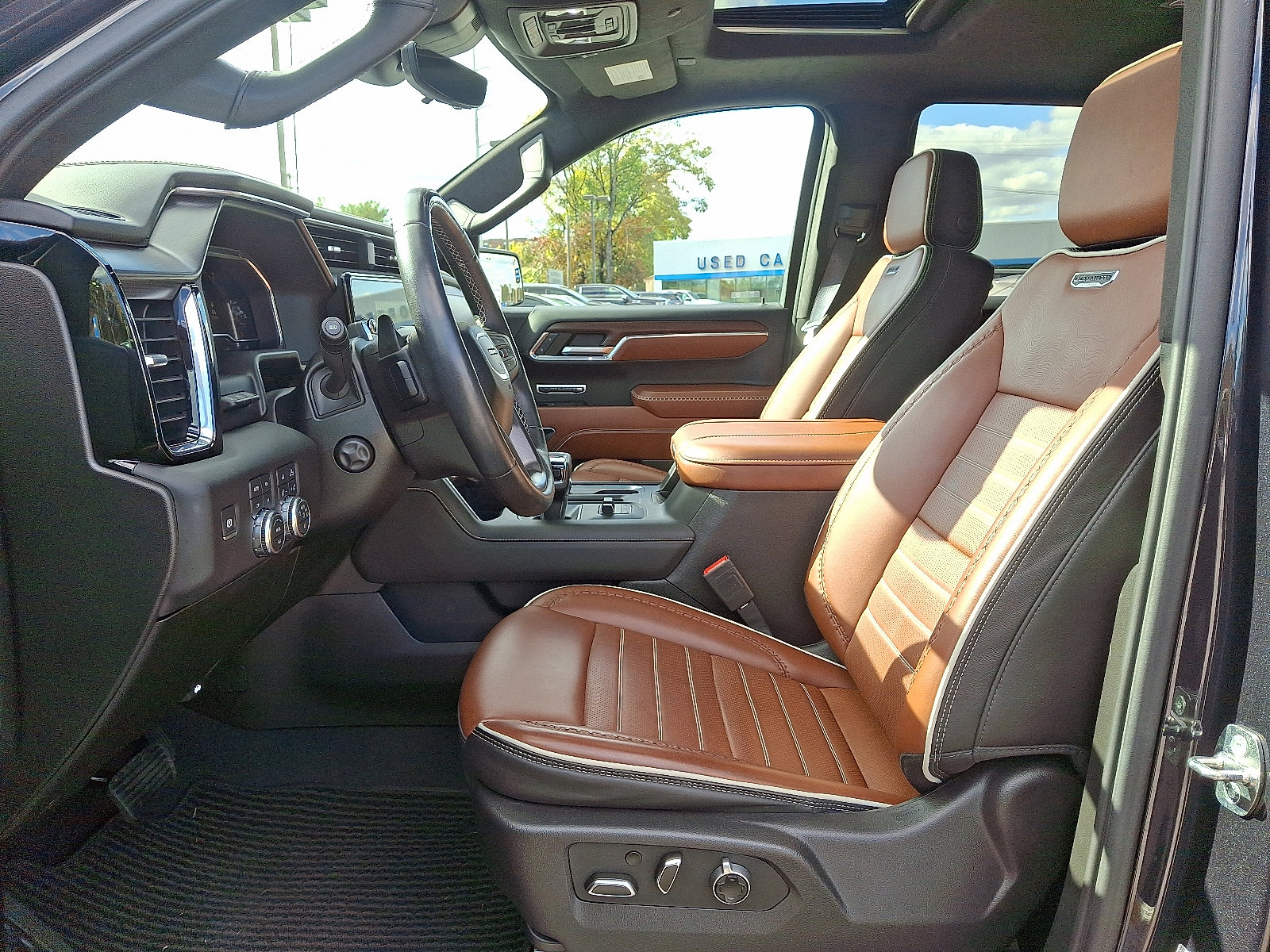 Certified 2024 GMC Sierra 1500 Denali Ultimate image 13