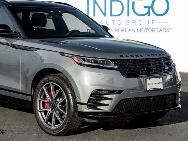 Used 2025 Land Rover Range Rover Velar Dynamic SE AWD/4WD image 5