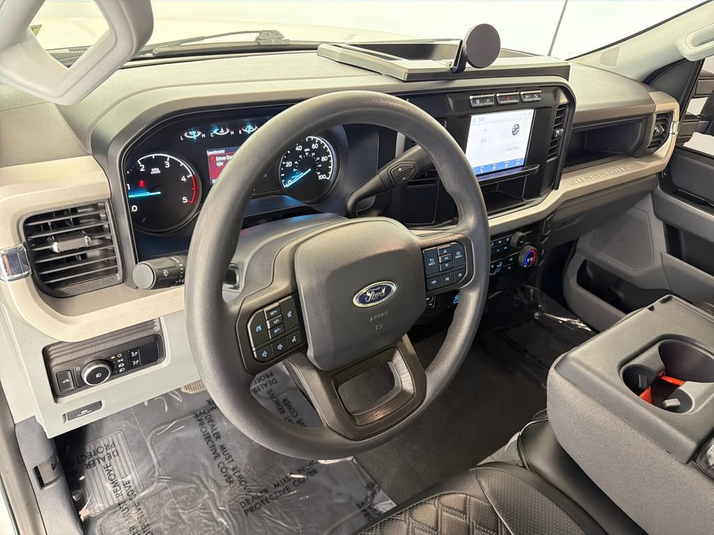 Used 2024 Ford F250 XL w/ STX Appearance Package AWD/4WD image 13