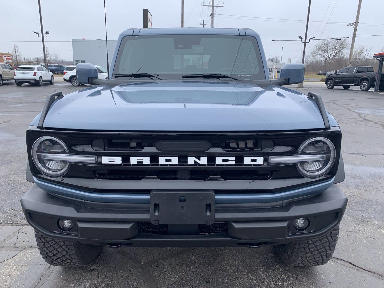 Used 2024 Ford Bronco Outer Banks w/ Sasquatch Package image 3