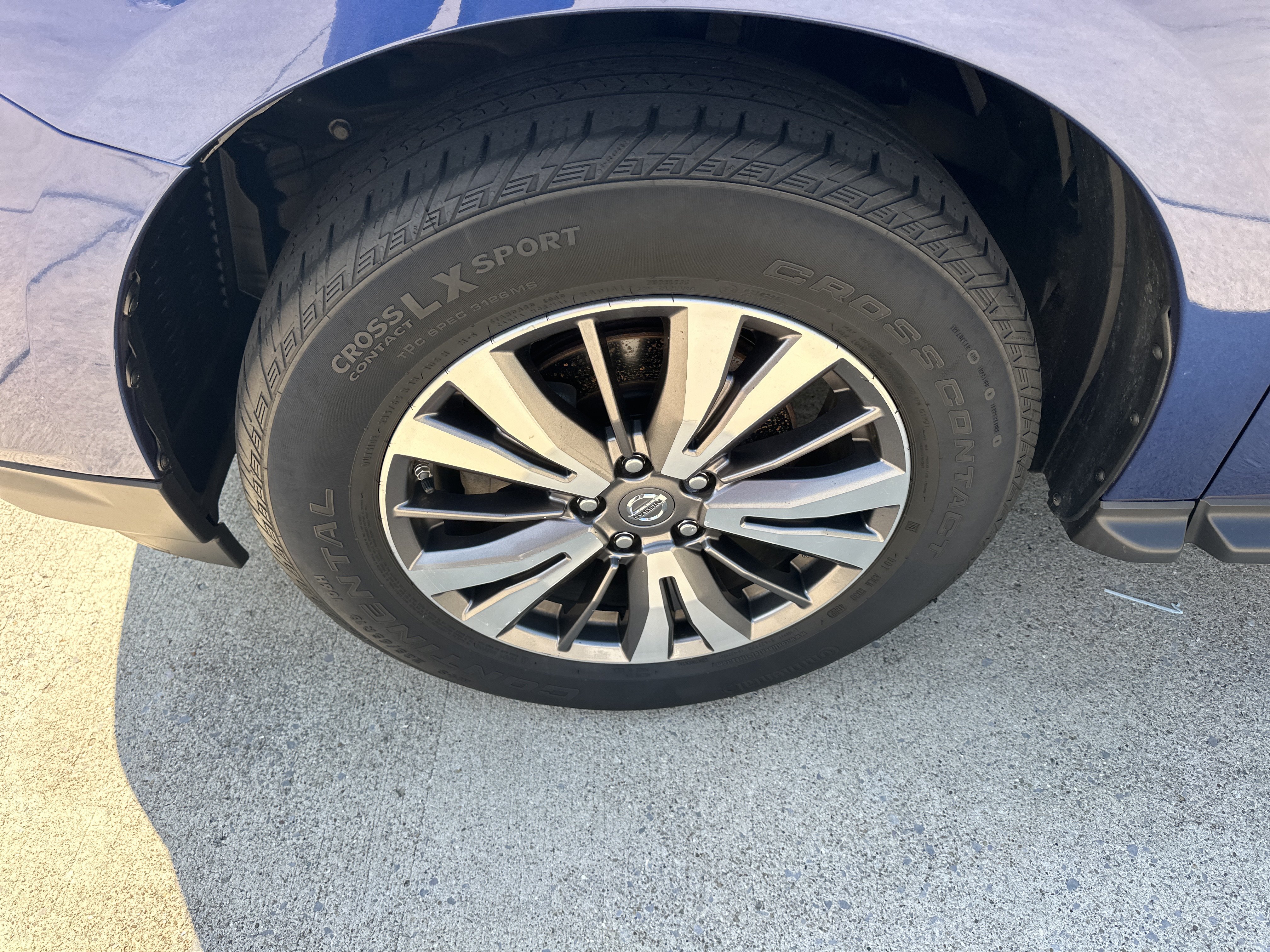 Used 2019 Nissan Pathfinder SV AWD/4WD image 8