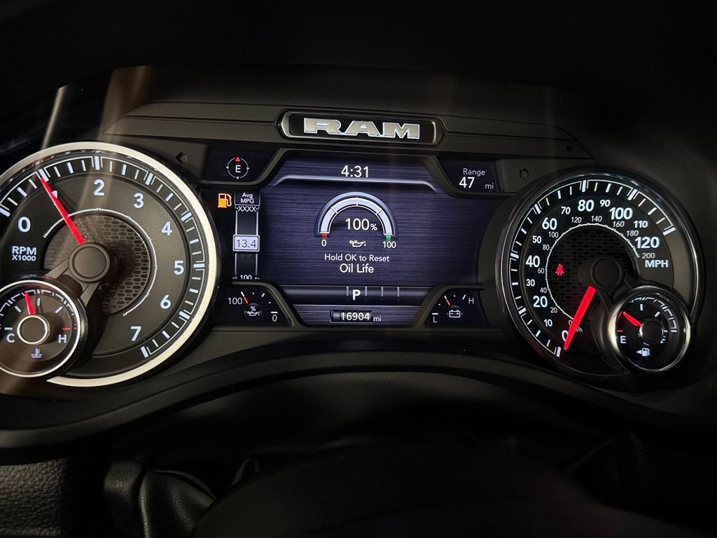 Used 2025 RAM 1500 Big Horn AWD/4WD image 16