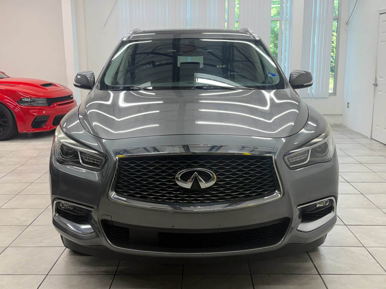 Used 2020 INFINITI QX60 Luxe AWD/4WD image 2